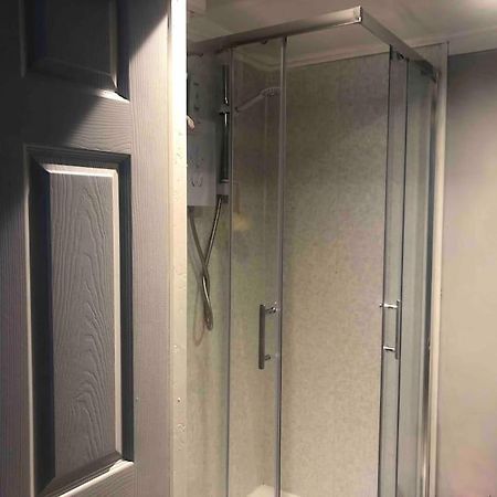 Belfast Private Room, En-Suite & Own Access Exterior foto
